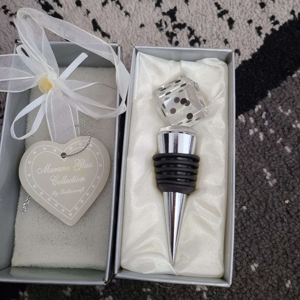 Las Vegas Themed Crystal Dice Wine Bottle Stopper​